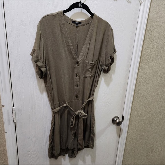 Staccato olive green super soft romper‎ size medium - Picture 2 of 5